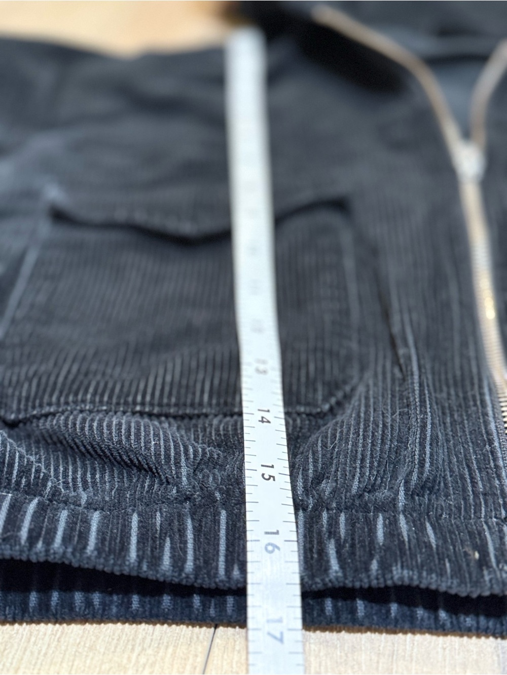 Urban Outfitters Black Corduroy Jacket Cropped Hooded Zip Up BDG Small - Picture 8 of 15